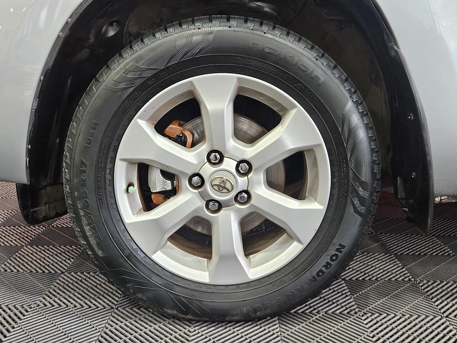 Toyota RAV4, III (XA30) 2010