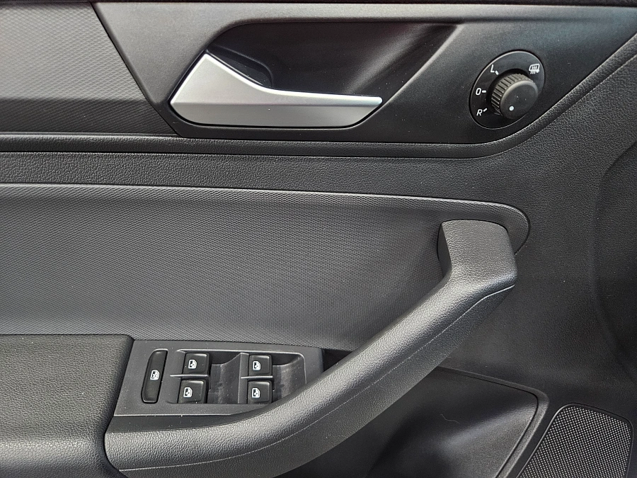 Volkswagen Polo, VI 2021