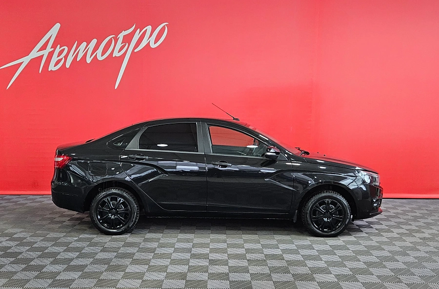 Lada (ВАЗ) Vesta, I 2018