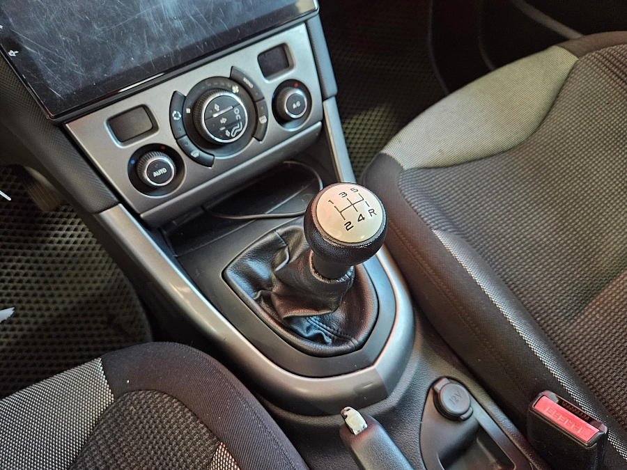 Peugeot 308, I Рестайлинг 2011