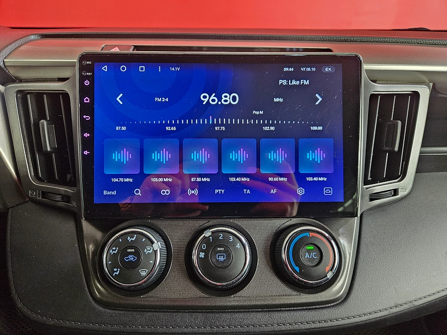 Toyota RAV4, IV (XA40) 2014