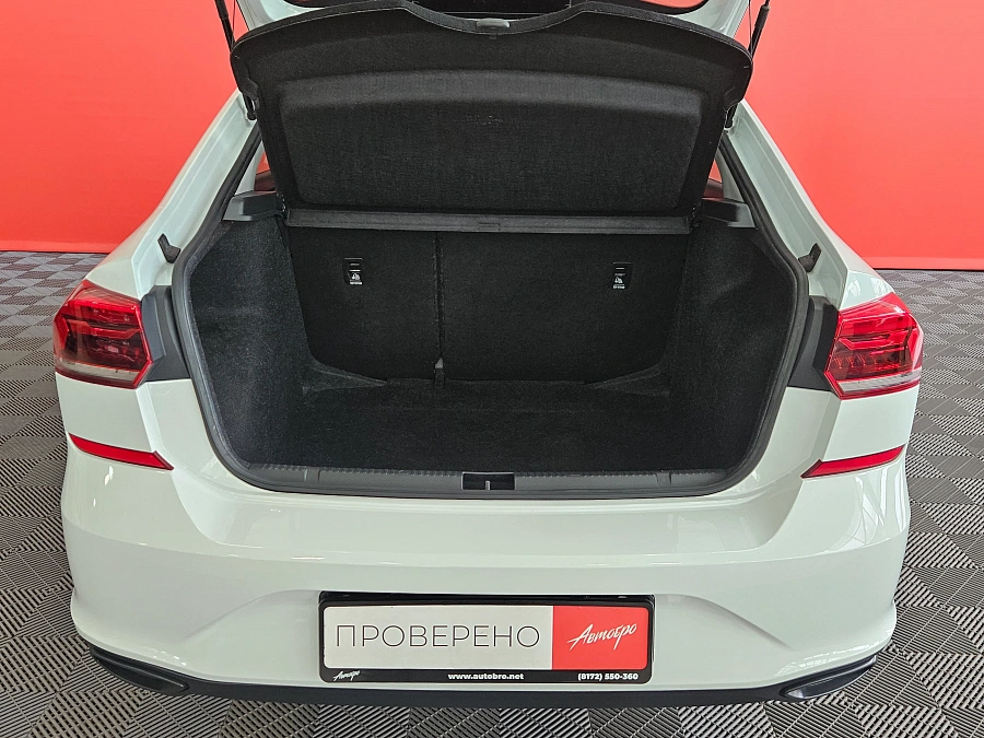 Volkswagen Polo, VI 2021