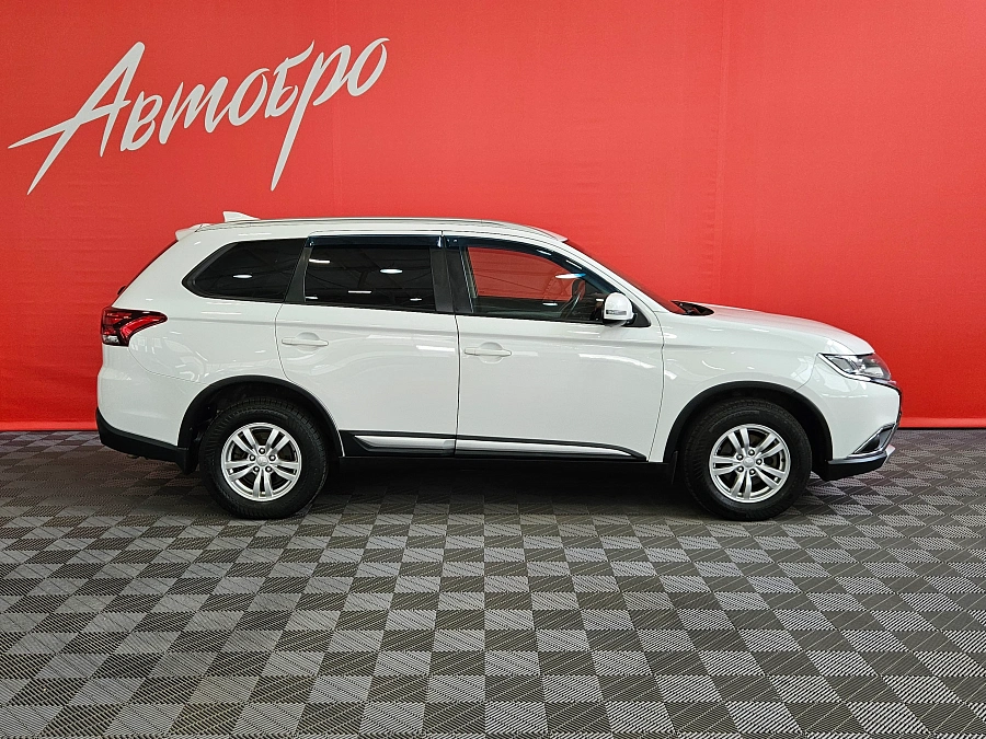 Mitsubishi Outlander, III Рестайлинг 2 2017