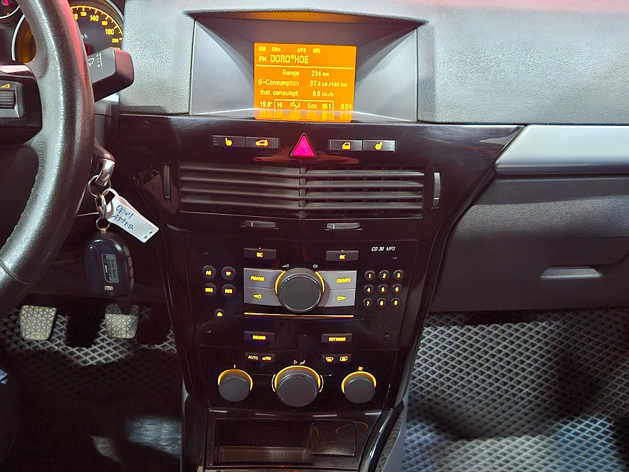 Opel Astra, H Рестайлинг 2011