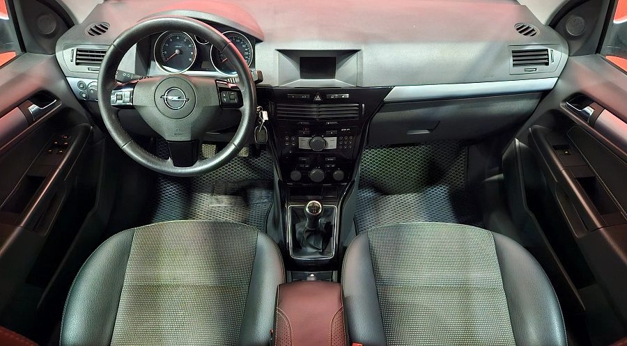 Opel Astra, H Рестайлинг 2011
