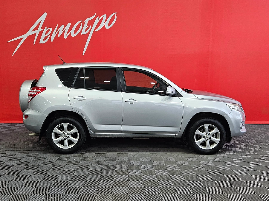 Toyota RAV4, III (XA30) 2010