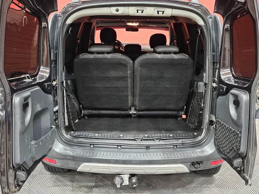 Lada (ВАЗ) Largus, I 2015