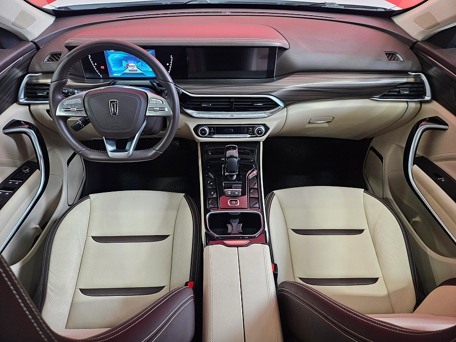 FAW Bestune T77, I 2022