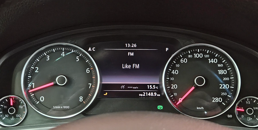 Volkswagen Touareg, II 2011