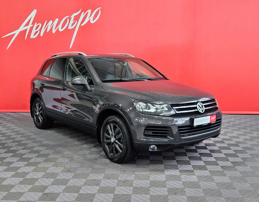 Volkswagen Touareg, II 2011